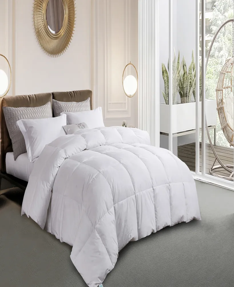 Martha Stewart 75%/25% White Goose Feather & Down Comforter, Twin, Created for Macy's