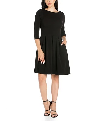 Women's Perfect Fit and Flare Pocket Dress