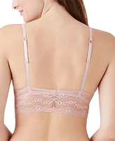 b.tempt'd by Wacoal Women's Lace Kiss Bralette 910182