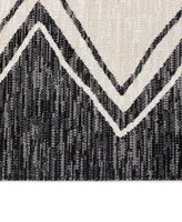 Nicole Miller Patio Sofia Leon 5'2" x 7'2" Outdoor Area Rug