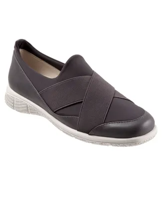 Trotters Women's Urbana Sneaker