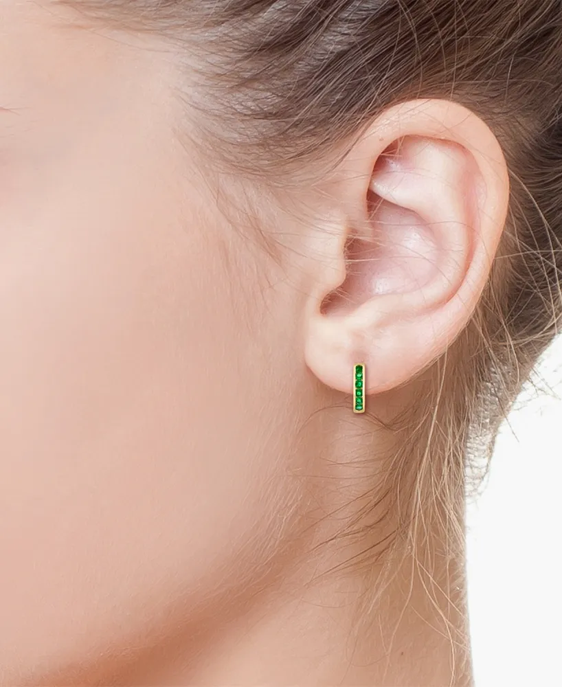Effy Emerald Small Hoop Earrings (1-3/8 ct. t.w.) in 14k Gold, 0.7"
