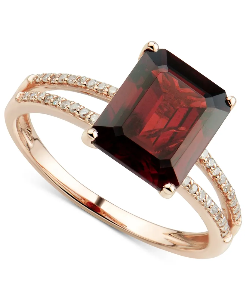 Garnet (3-3/4 ct. t.w.) & Diamond (1/10 ct. t.w.) Ring in 14k Rose Gold