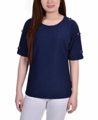 Women's Short Sleeve Honeycomb Textured Grommet Top