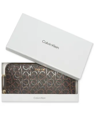 Calvin Klein Audrey Signature Boxed Wallet