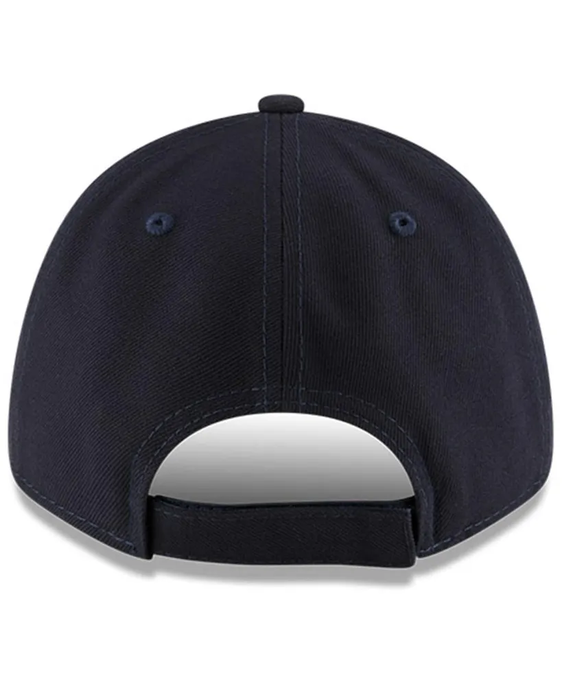 Men's New Era Navy Cleveland Guardians Road Team The League 9FORTY Adjustable Hat