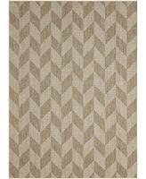 Nicole Miller Patio Country Calla 5'2" x 7'2" Outdoor Area Rug