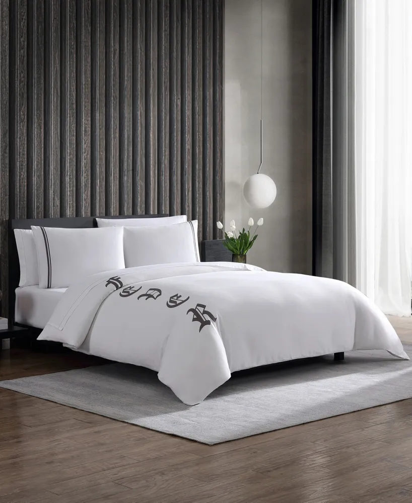 Closeout! Vera Wang 3 Piece Forever Duvet Cover Set, Queen