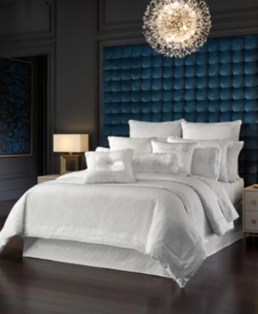 Closeout J Queen New York Becco Coverlets