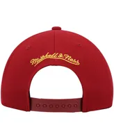 Men's Mitchell & Ness Wine, Gold Cleveland Cavaliers Team Two-Tone 2.0 Snapback Hat