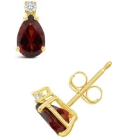 Garnet (1 ct.t.w) and Diamond Accent in 14K Yellow Gold