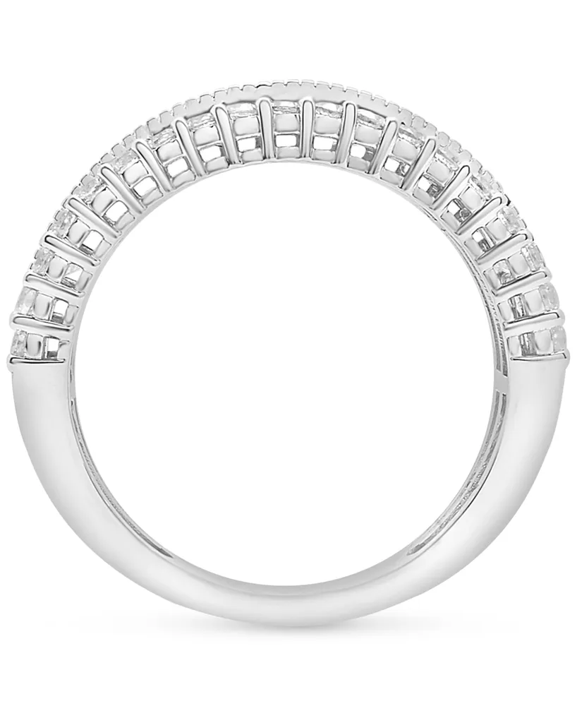 Diamond Round & Baguette Band (1-1/2 ct. t.w.) in 14k White Gold
