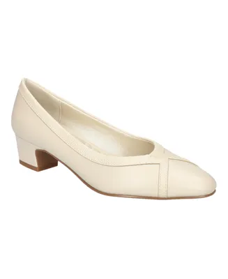 Easy Street Women's Myrtle Almond Toe Pumps