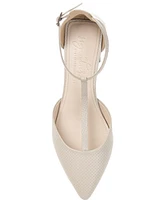 Journee Signature Women's Cameela Pointed Toe T Strap Block Heel Pumps