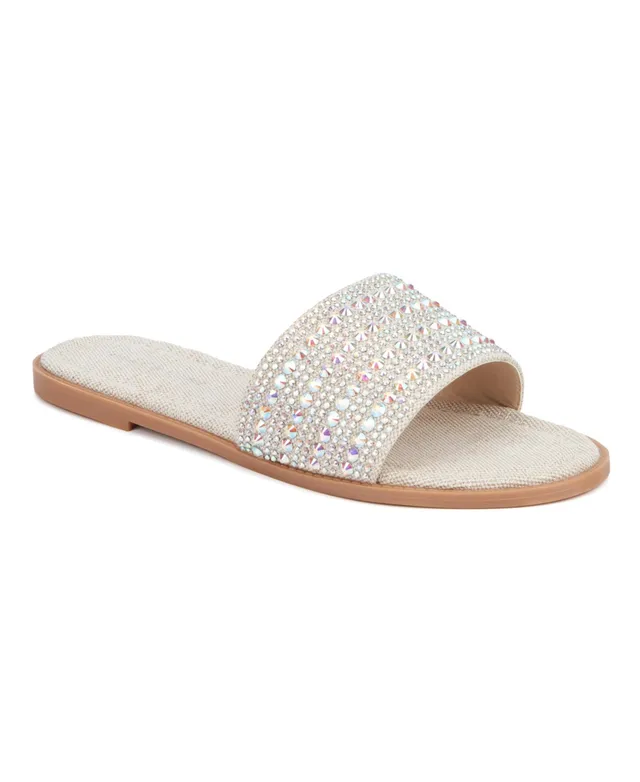 Fashion To Figure Women's Opal Wide Width Flats Sandals