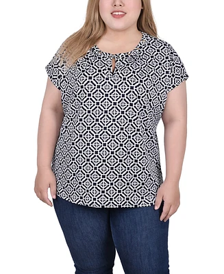 Ny Collection Plus Size Extended Sleeve Top with Grommets