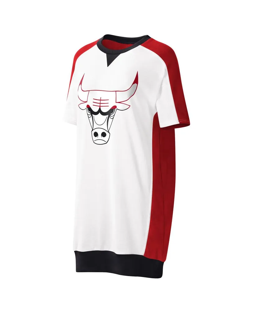 Women's G-iii 4Her by Carl Banks White Chicago Bulls Free Throw T-shirt Dress