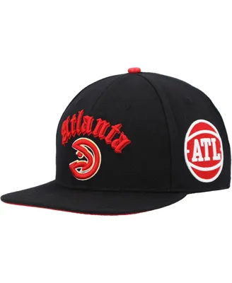 Men's Pro Standard Black Atlanta Hawks Old English Snapback Hat