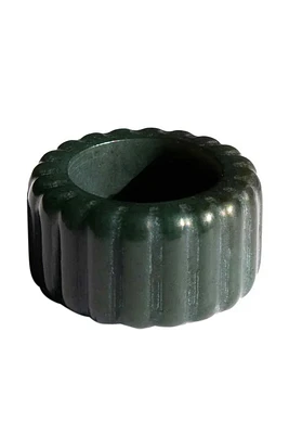 seree Sophia — Ribbed jade ring