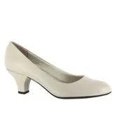 Easy Street Women's Fabulous Slip-On Pumps