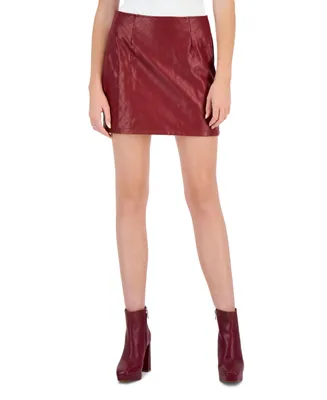 Tinseltown Juniors' Quilted Faux-Leather Mini Skirt