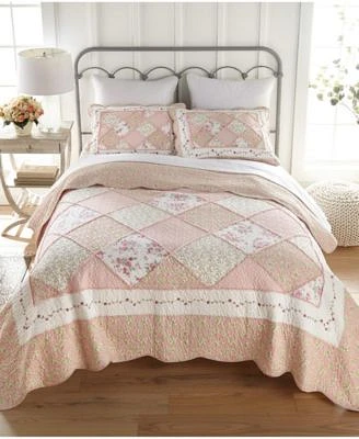 Donna Sharp Strawberry Garden Cotton Quilt Set