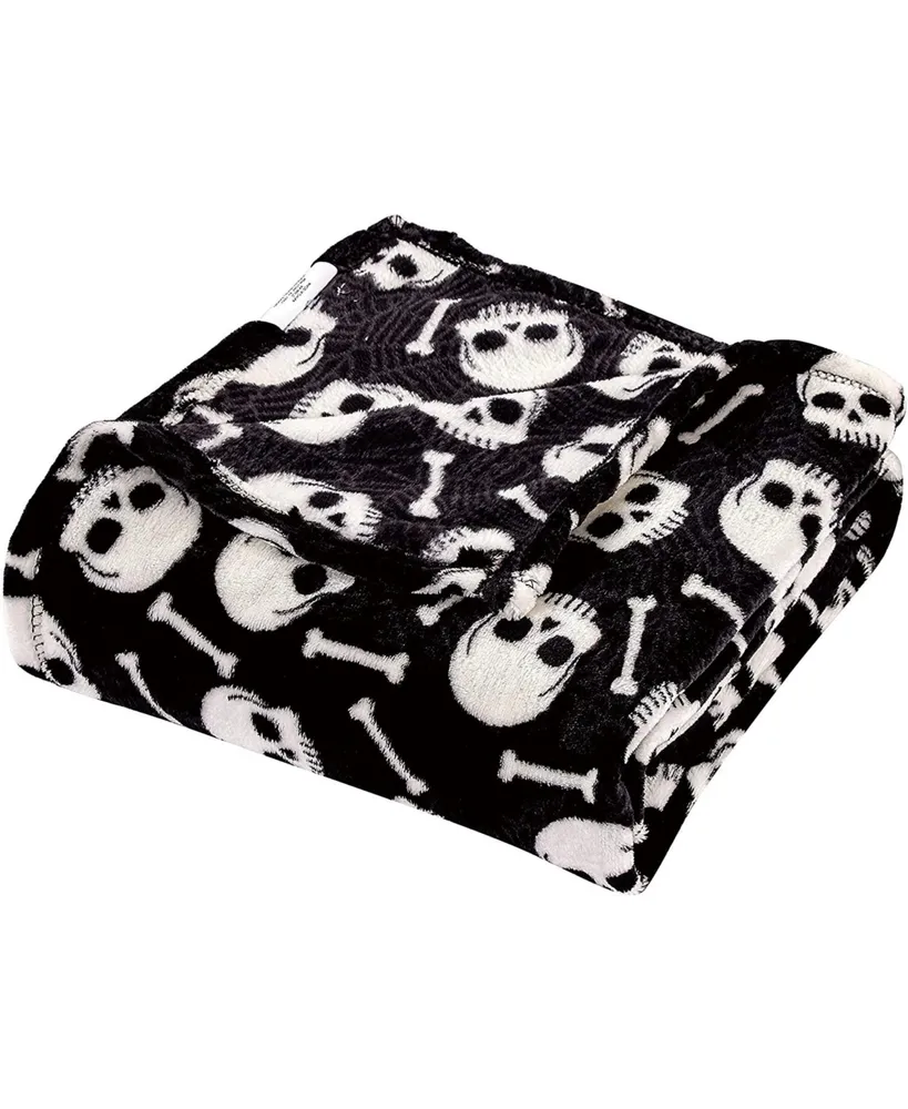 Kate Aurora Ultra Soft & Cozy Halloween Spooky Skulls Ultra Plush Throw