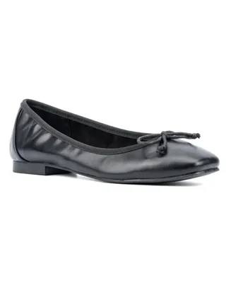 Women's Paulina Ballet Flats