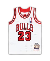 Infant Boys and Girls Mitchell & Ness Michael Jordan White Chicago Bulls 1997/98 Hardwood Classics Authentic Jersey