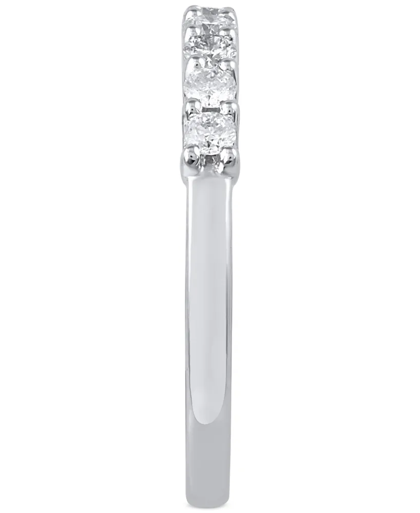 Diamond Seven Stone Band (1/3 ct. t.w.) in 14k White Gold