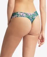 Hanky Panky Printed Signature Lace Low Rise Thong Underwear