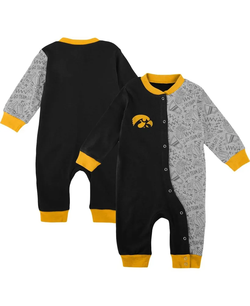 Infant Boys and Girls Black Iowa Hawkeyes Playbook Two-Tone Sleeper