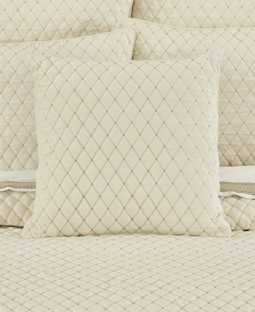J Queen New York Grandeur Decorative Pillow, 20" x 20"