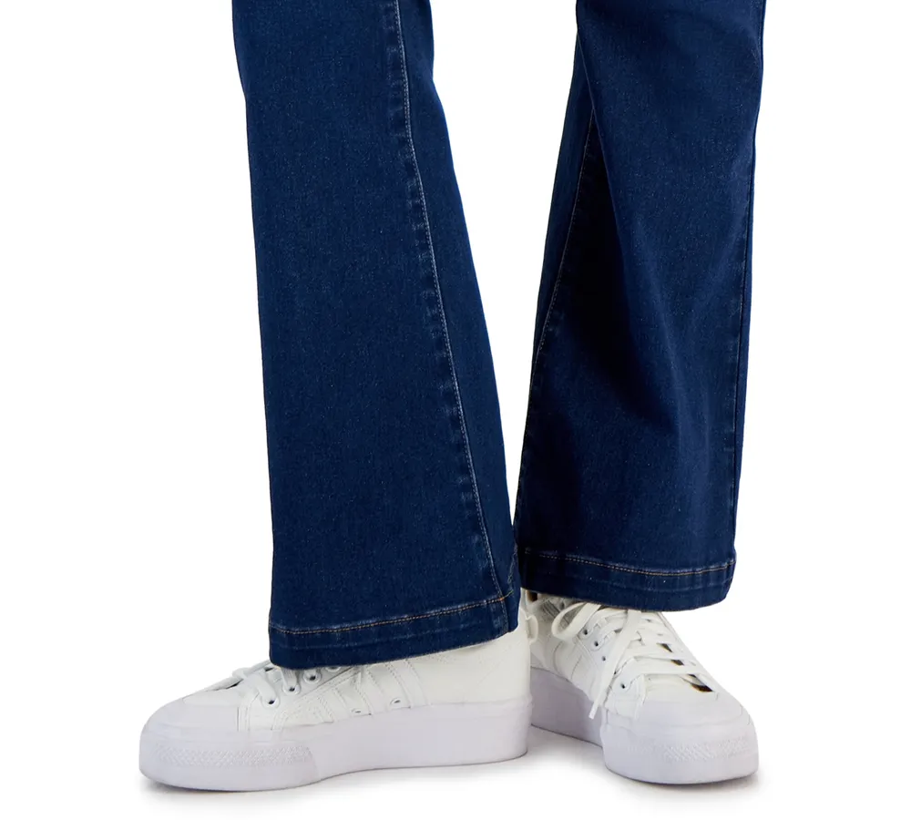 Dollhouse Juniors' Curvy High-Rise Flare-Leg Jeans