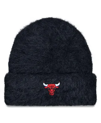 Women's New Era Black Chicago Bulls Fuzzy Thick Cuffed Knit Hat