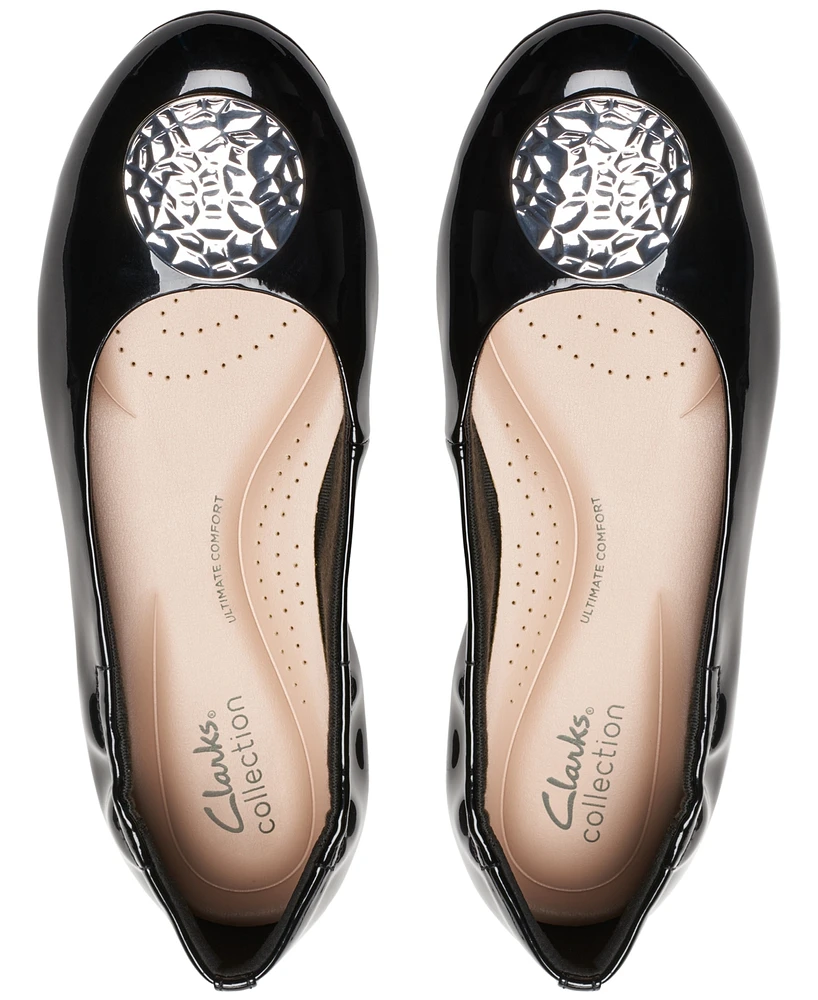 Clarks Women's Loreleigh Ave Ornament-Trim Ballet Flats