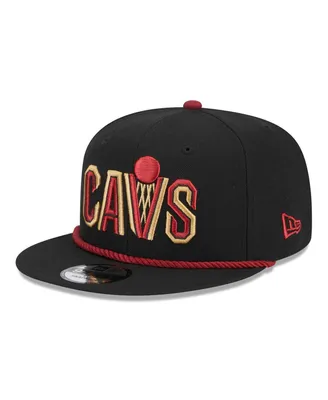 Men's New Era Black Cleveland Cavaliers Back Laurels 9FIFTY Snapback Hat