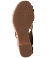 Clarks Women's Giselle Dove Wedge Sandals