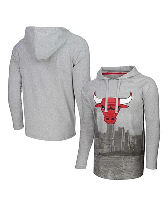 Men's Stadium Essentials Heather Gray Chicago Bulls Atrium Raglan Long Sleeve Hoodie T-shirt