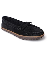 Minnetonka Women's Kilty Tread Moccasin