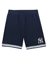 Toddler Boys and Girls Fanatics Navy New York Yankees Field Ball T-shirt and Shorts Set