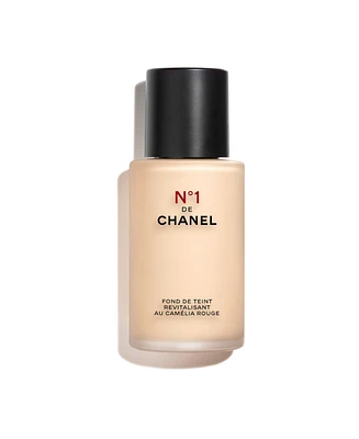 N°1 DE CHANEL REVITALIZING FOUNDATION Illuminates – Moisturizes Protects