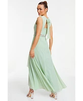 Quiz Plus Size Chiffon Embellished Round Neck Evening Dress