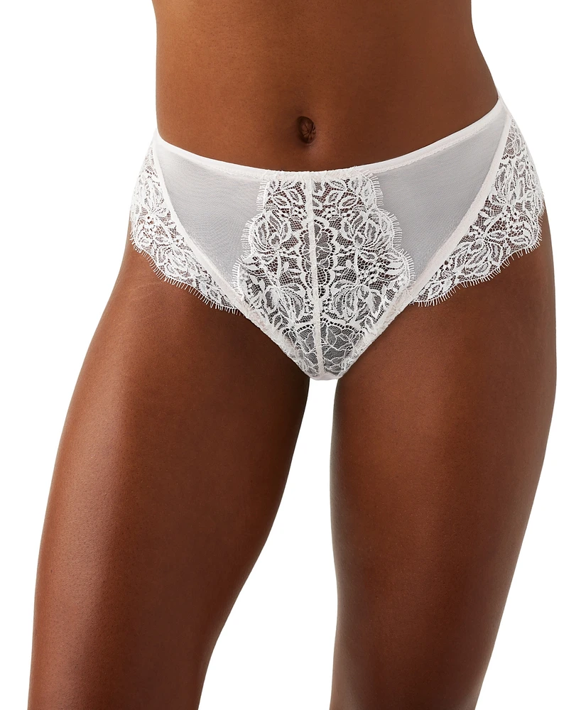 b.tempt'd by Wacoal Women's It's On Thong Underwear 933296