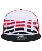 New Era Men's White/Black Chicago Bulls Throwback Gradient Tech Font 9fifty Snapback Hat