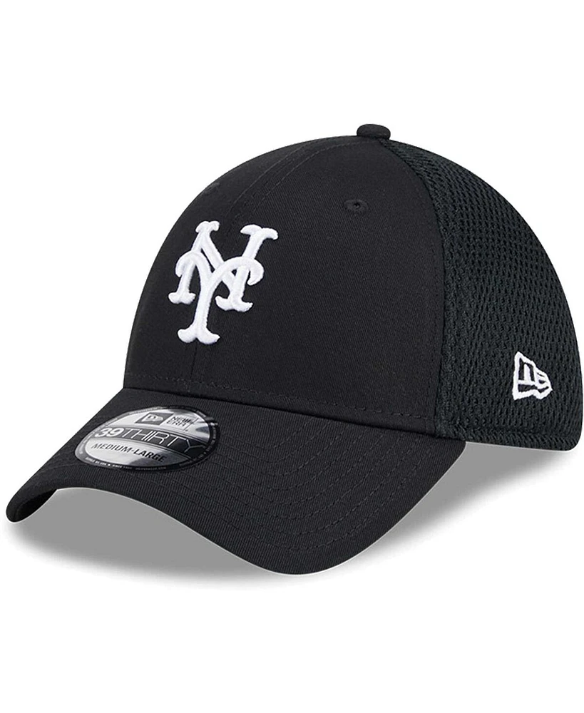 New Era Men's York Mets Evergreen Black White Neo 39Thirty Flex Hat