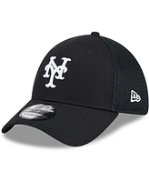 New Era Men's York Mets Evergreen Black White Neo 39Thirty Flex Hat