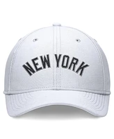 Nike Men's White New York Yankees Evergreen Performance Flex Hat