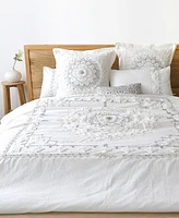 Levtex Harleson Medallion Embroidered 2-Pc. Comforter Set, Twin/Twin Xl