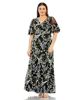 Mac Duggal Women's Plus Sheer Sleeve V Neck Floral Embroidered Gown